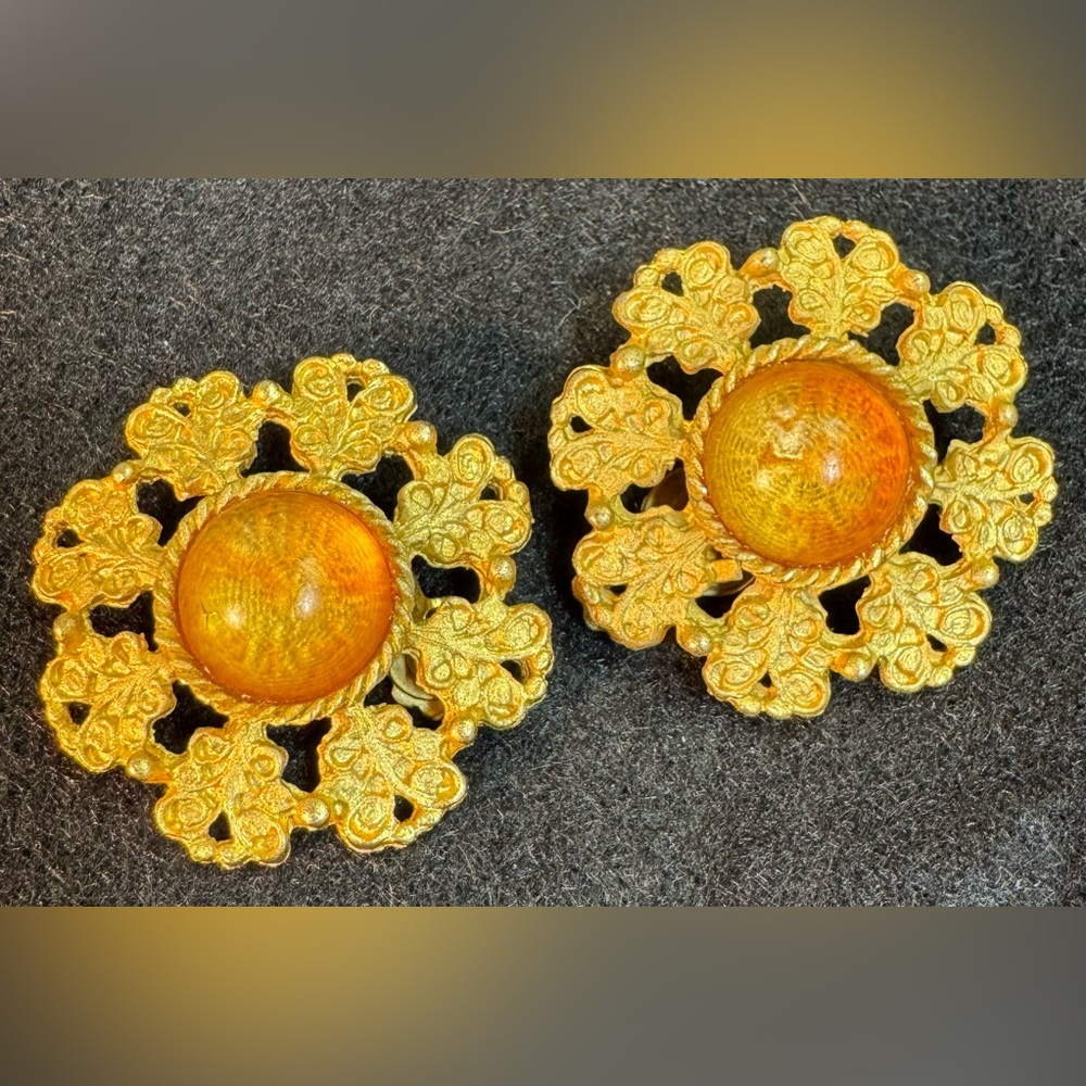 Vibrant Vintage Gold-tone Floral Earrings w Orange Acrylic Cabochon; Clip-ons
